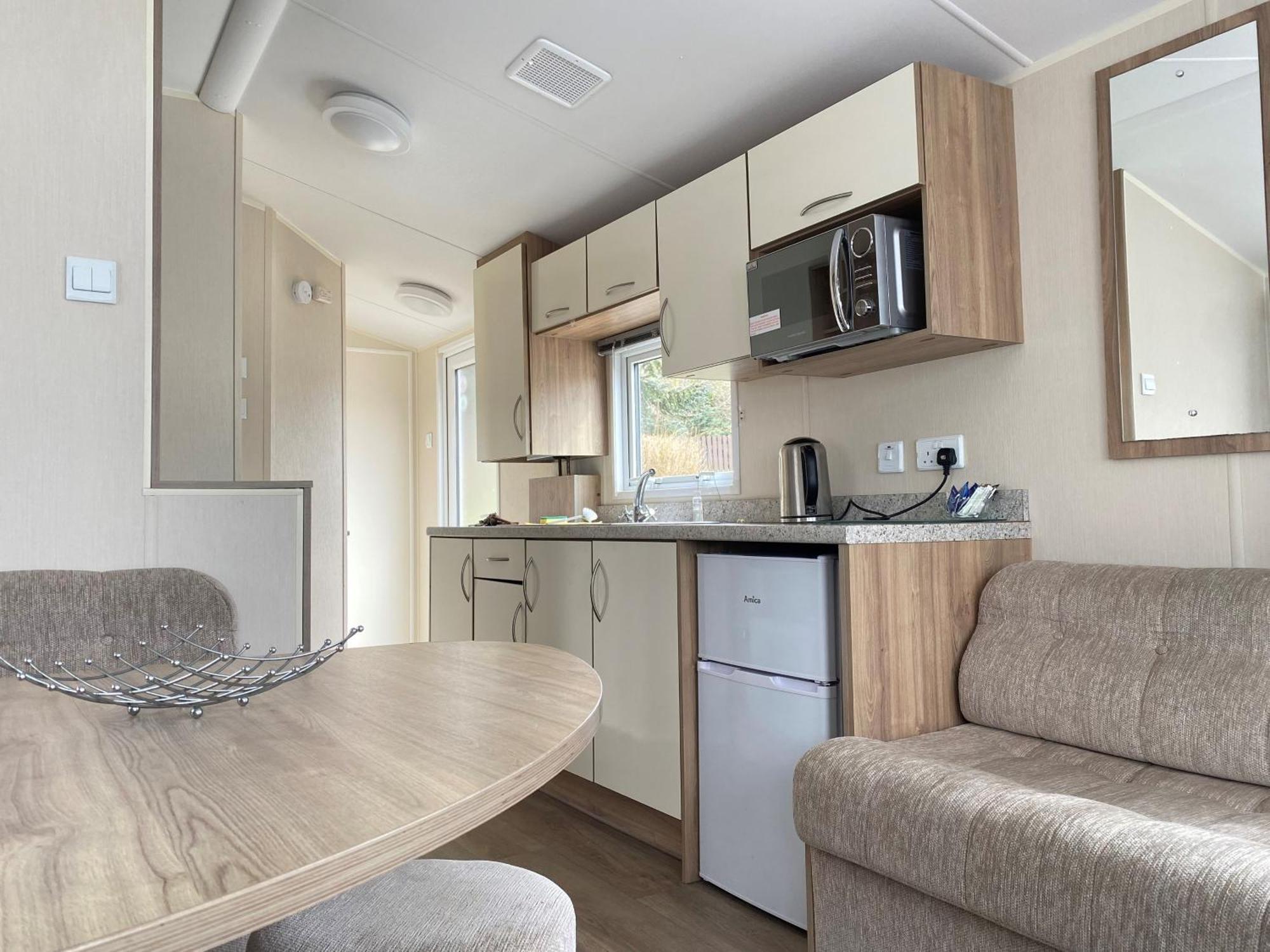 Linnhe Lochside Holidays Corpach Zimmer foto